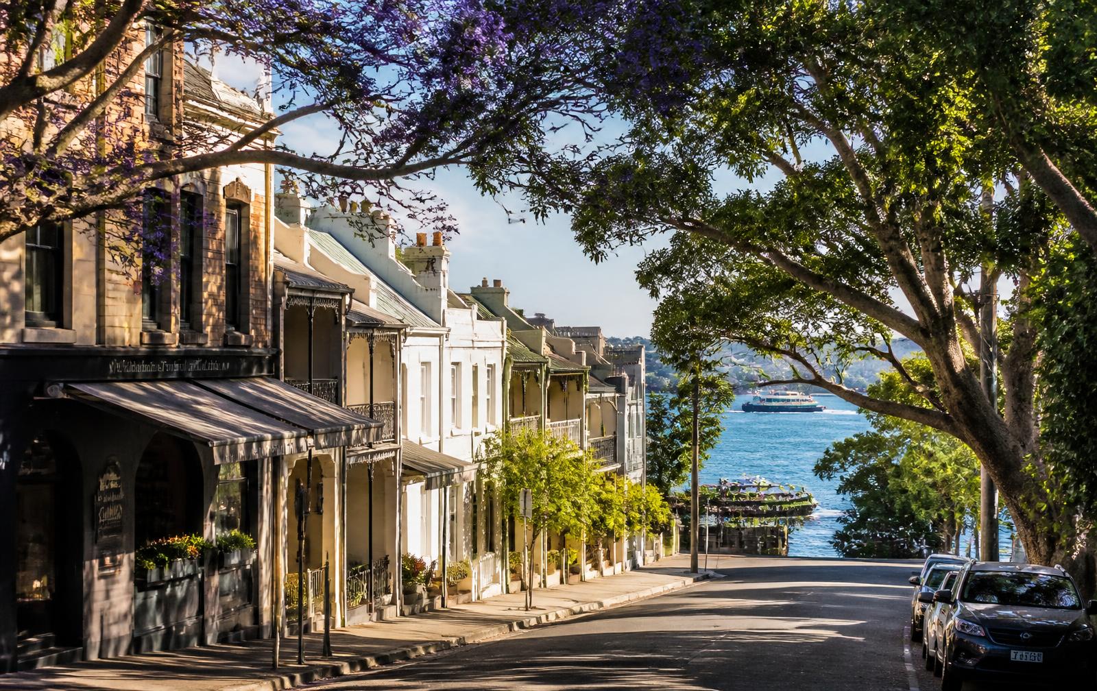 Leafy street in McMahons Point looking down to Sydney Harbour